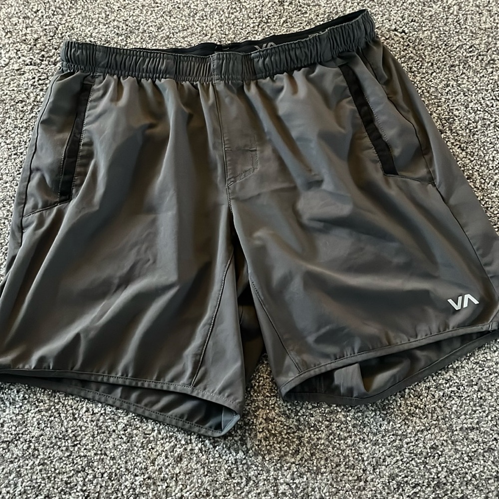 RVCA Men’s Yogger Stretch Shorts Grey Medium